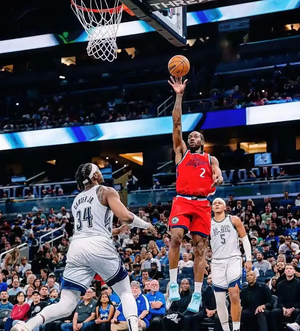 澳大利亚男篮逆转马刺,锡安打破历史纪录 澳大利亚男篮逆转马刺,锡安打破历史纪录