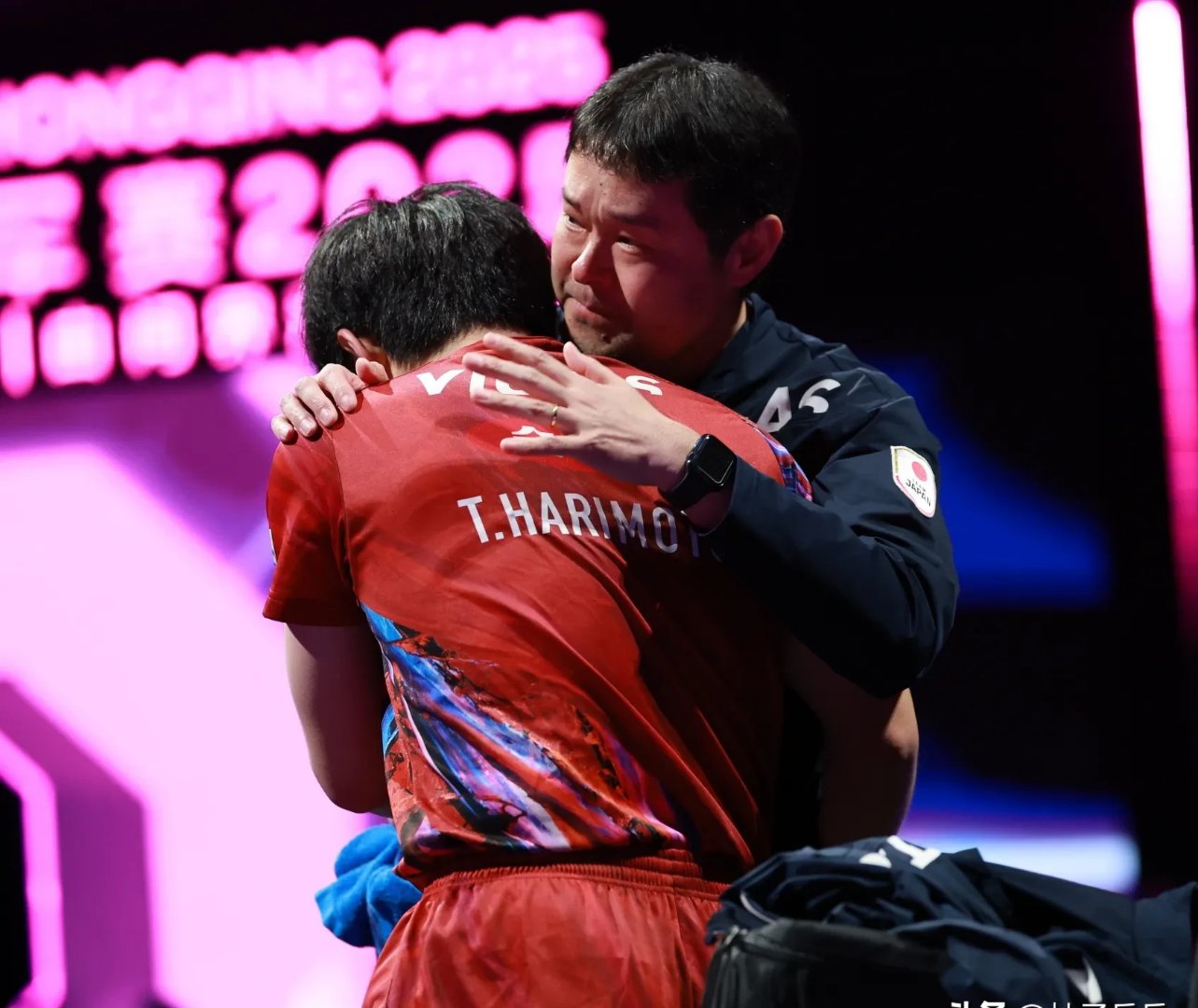 开云APP-瑞典队完胜法国队，张本智和带队取胜